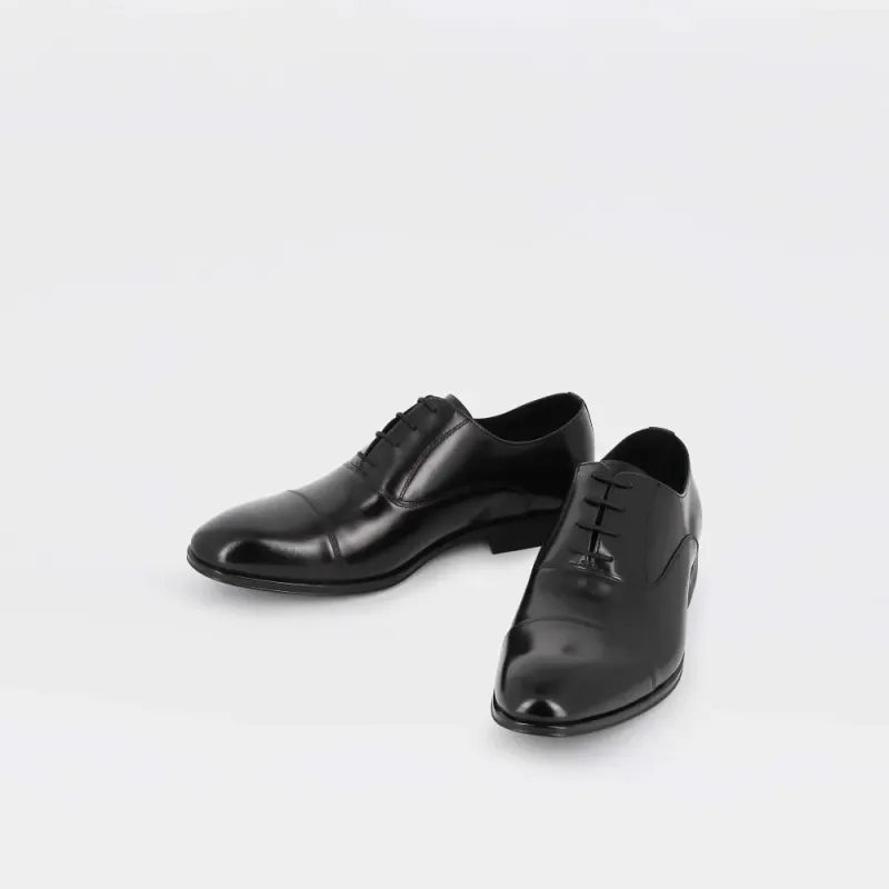 Comfort Oxford - sorte oxford pensko til herre i glanset skinn